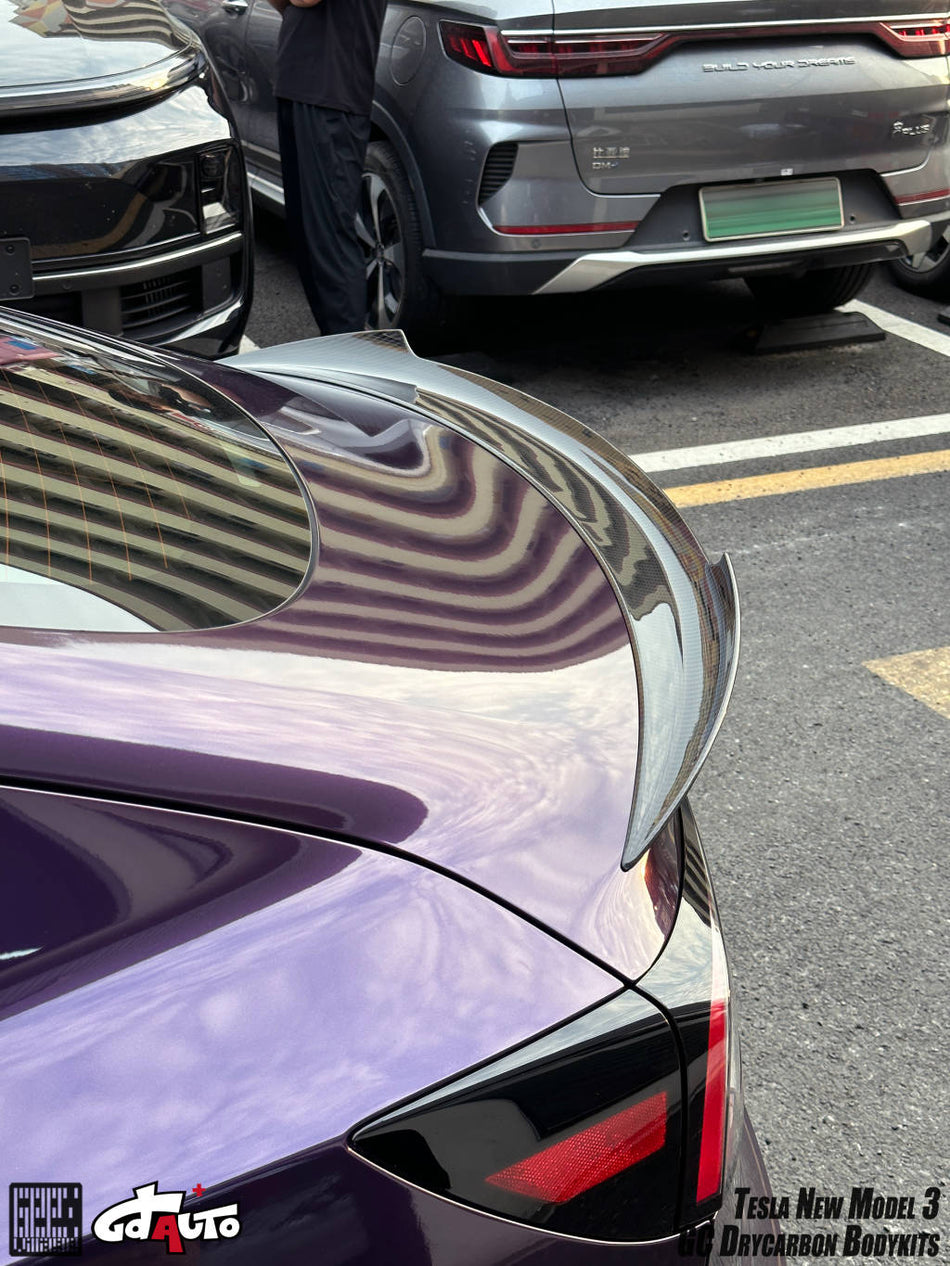 Tesla Model 3 Highland - Spoiler